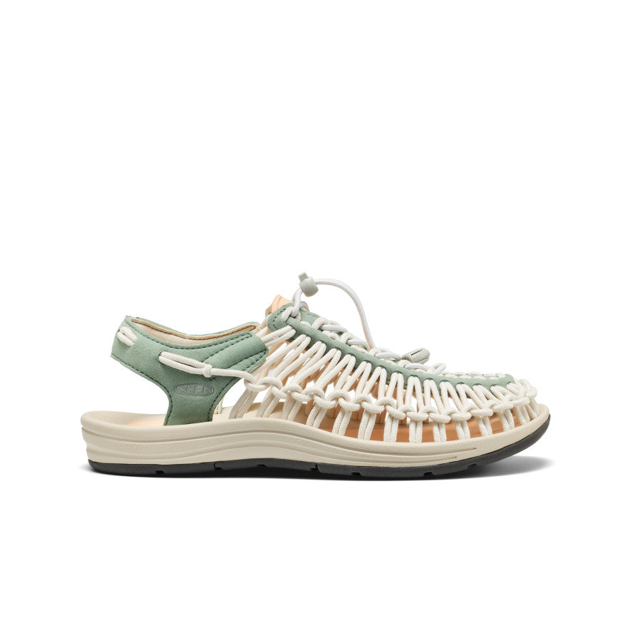 Zapatillas UNEEK para mujer Lily Pad/Peach Fuzz